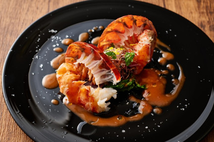 オマール海老のココット　ソースアメリケーヌ
