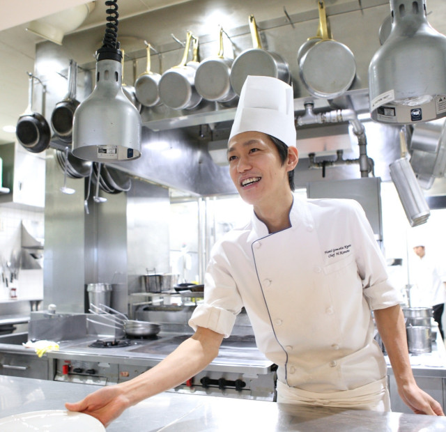 調理　河本 英樹