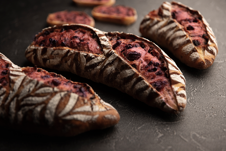 毎日焼き上げる自家製パン