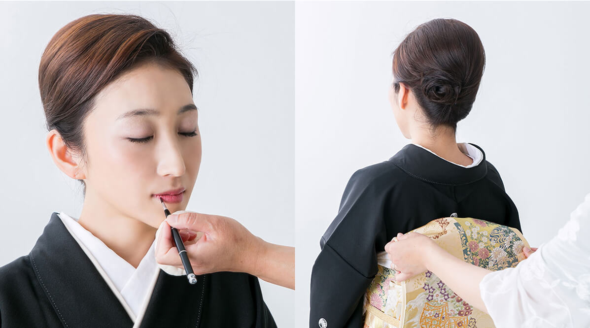 和装の女性がメイクアップを受けている様子