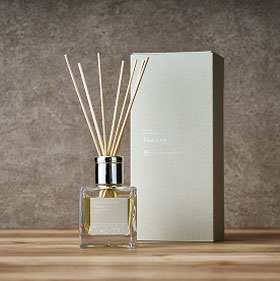 スティック型アロマディフューザーとボックスのセット